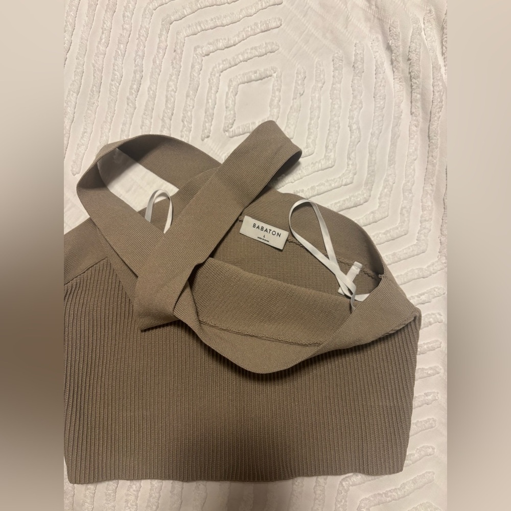 Tan Ribbed Cross-Front Crop Top - Picture 4 of 8